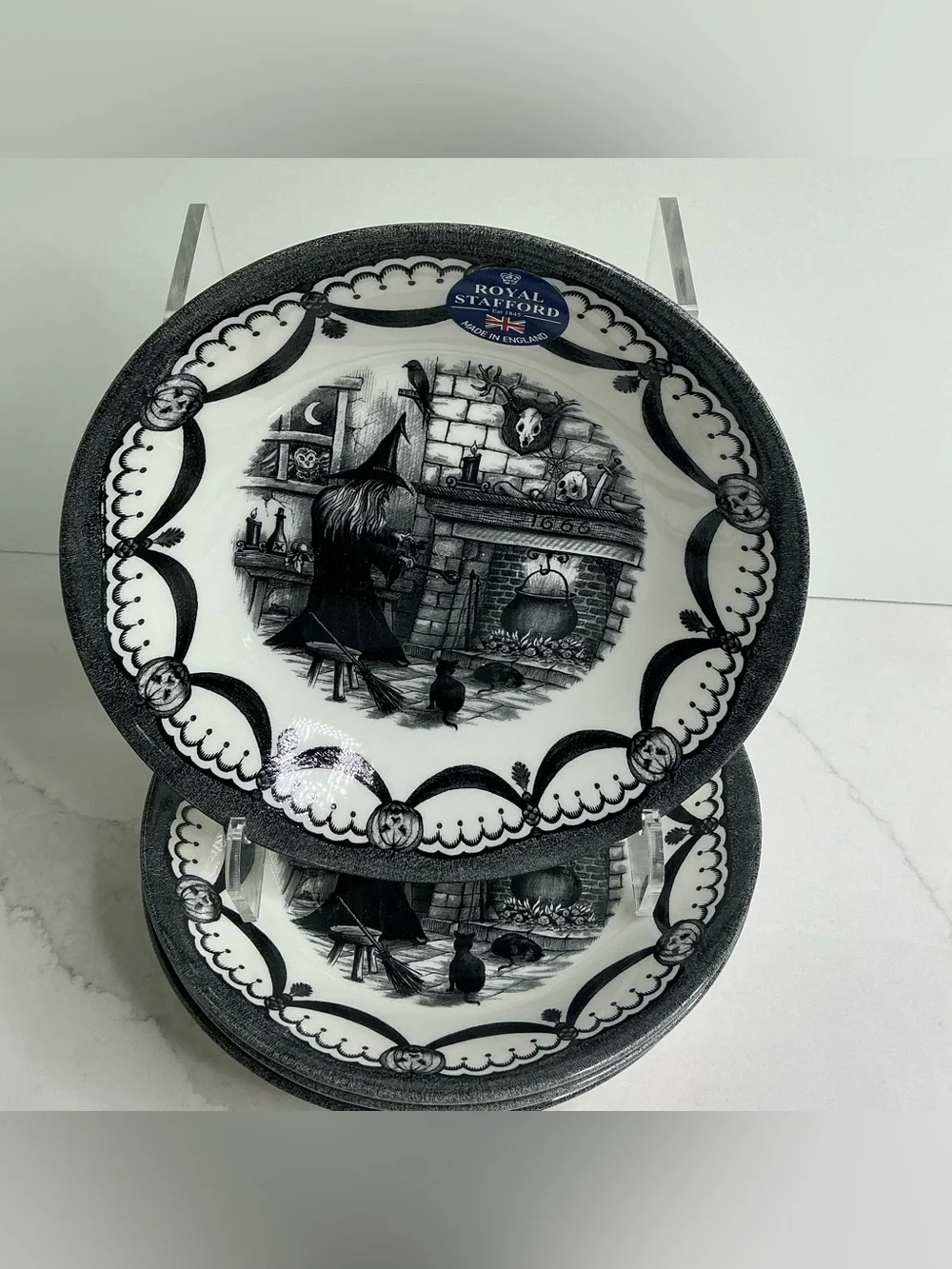4 Royal Stafford Soup Pasta Bowls Witch With Black Cat 8” Halloween New